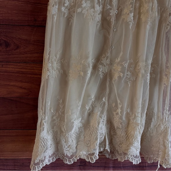 Abercrombie & Fitch Ivory Sheer Lace Dress With Under Slip Dress - Picture 4 of 7